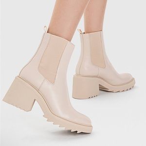 Stradivarius chunky heeled Chelsea boot